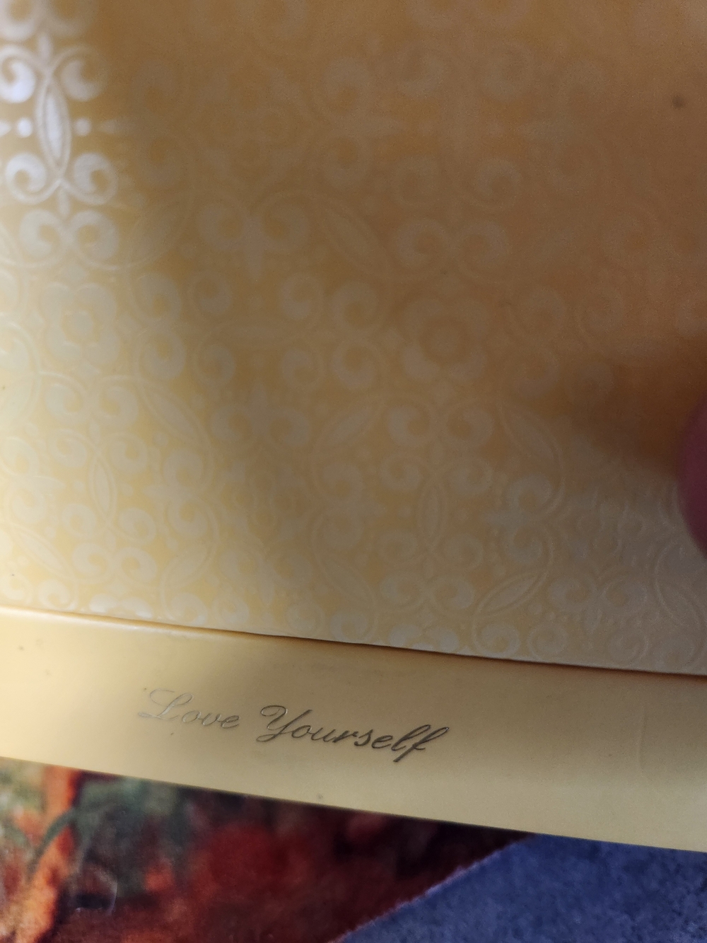 Tocca Tuscany Yellow Decorative Candle Box - Picture 5 of 6